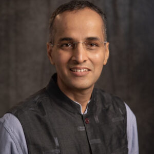 Armadeep Dugar's headshot