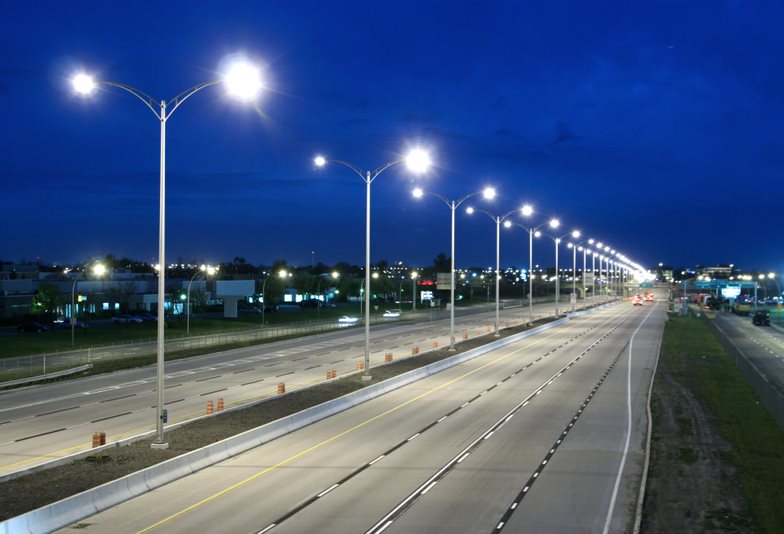 Recommended Practice: Lighting Roadway and Parking Facilities