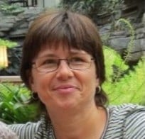 Lynn Asselin's headshot