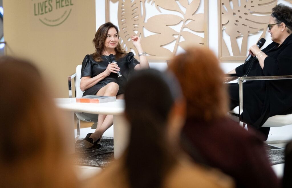 Lightovation’s Design + Build Day for Trade Professionals Continues to Grow 2 INTERIOR DESIGN magazine Editor in Chief Cindy Allen interviews Rottet Studio founder Lauren Rottet, FAIA, FASID, during Lightovation’s most recent Design + Build Day.