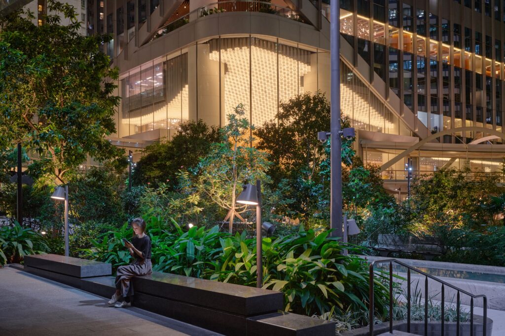 Project in Pictures: A Holistic Approach in Hong Kong 1 Project in Pictures: A Holistic Approach in Hong Kong